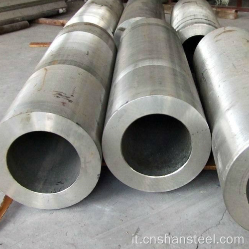 ASTM A335 TUBO DI ACCIAIO LEGA SENZA